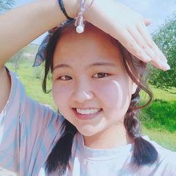 娱乐吃瓜头像图片女  第2张